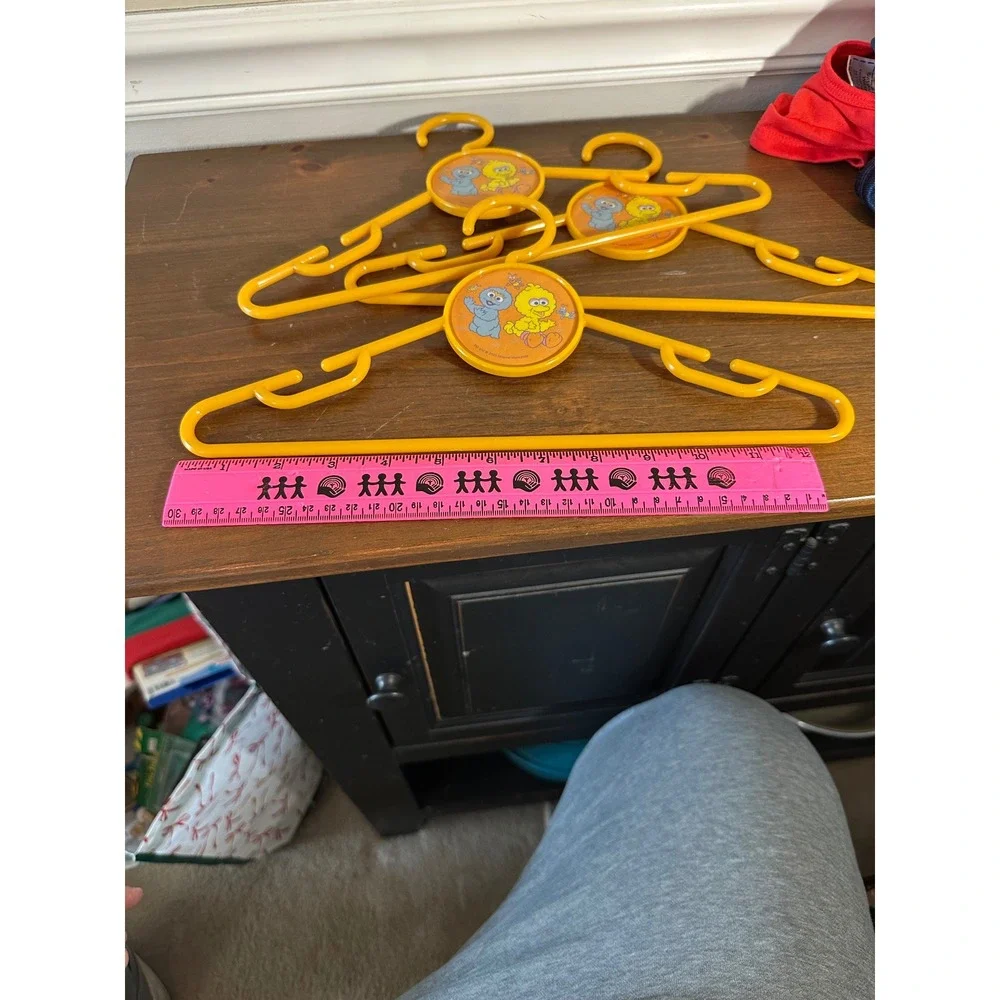 Vintage Sesame Street Big Bird Grover Yellow Plastic Kids Hangers 3 Pack 2005